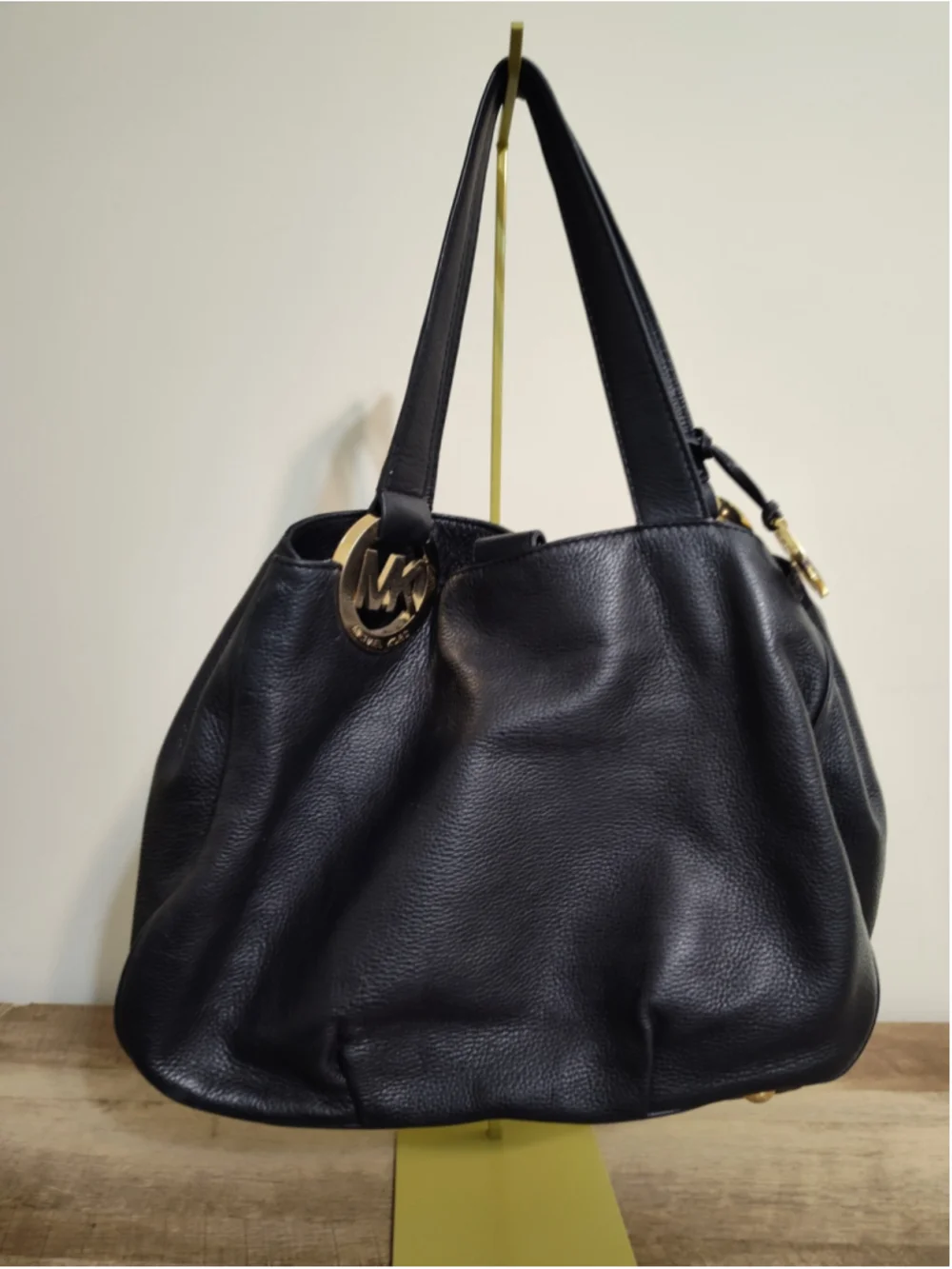 Women's Michael Kors Black Leather Shoulder Bag One Size
